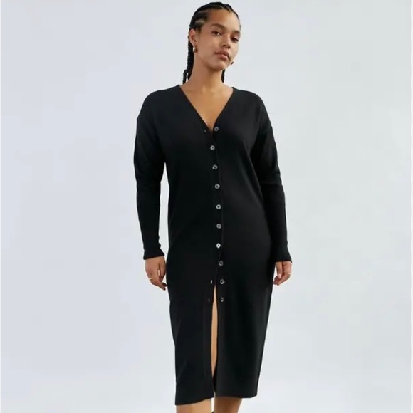Aritzia/Wilfred Black Sweater Dress - Picture 2 of 6